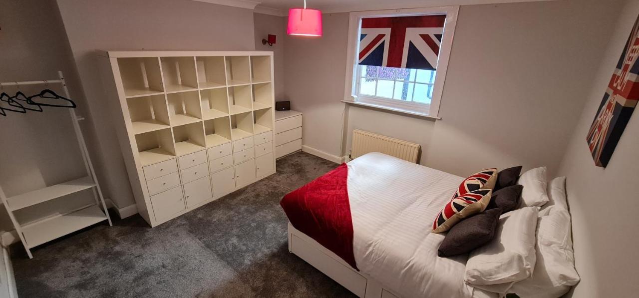 Diamond Harbour - Whole Huge Apartment - Wifi - Beach - Ramsgate Town Exteriör bild